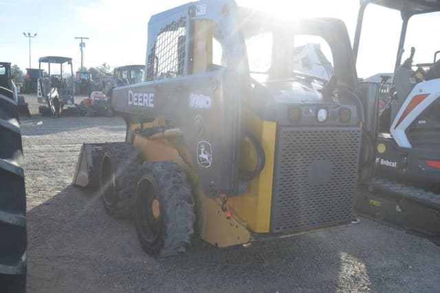 Image of John Deere 318D equipment image 1