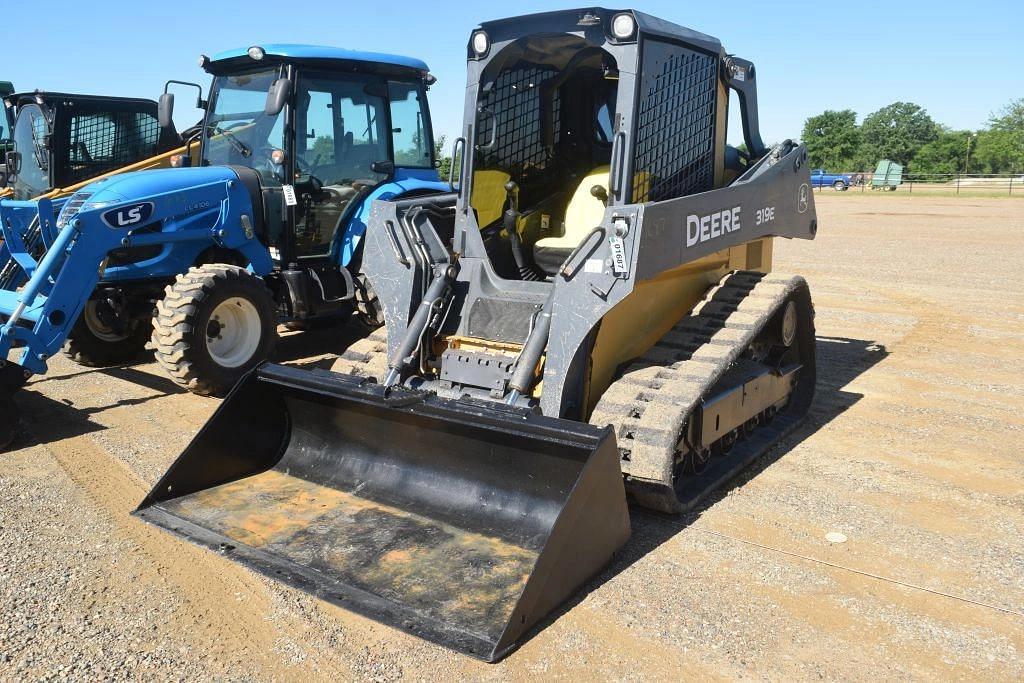 Image of John Deere 319E Primary image
