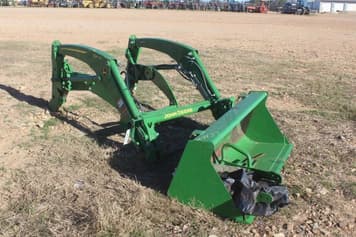 Main image John Deere 320R
