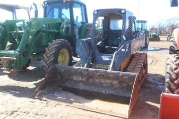 Main image John Deere 323E