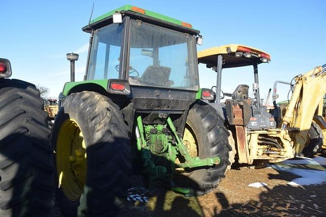 Image of John Deere 3255 equipment image 1