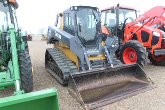 Image of John Deere 331G equipment image 3