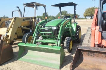 Main image John Deere 3320