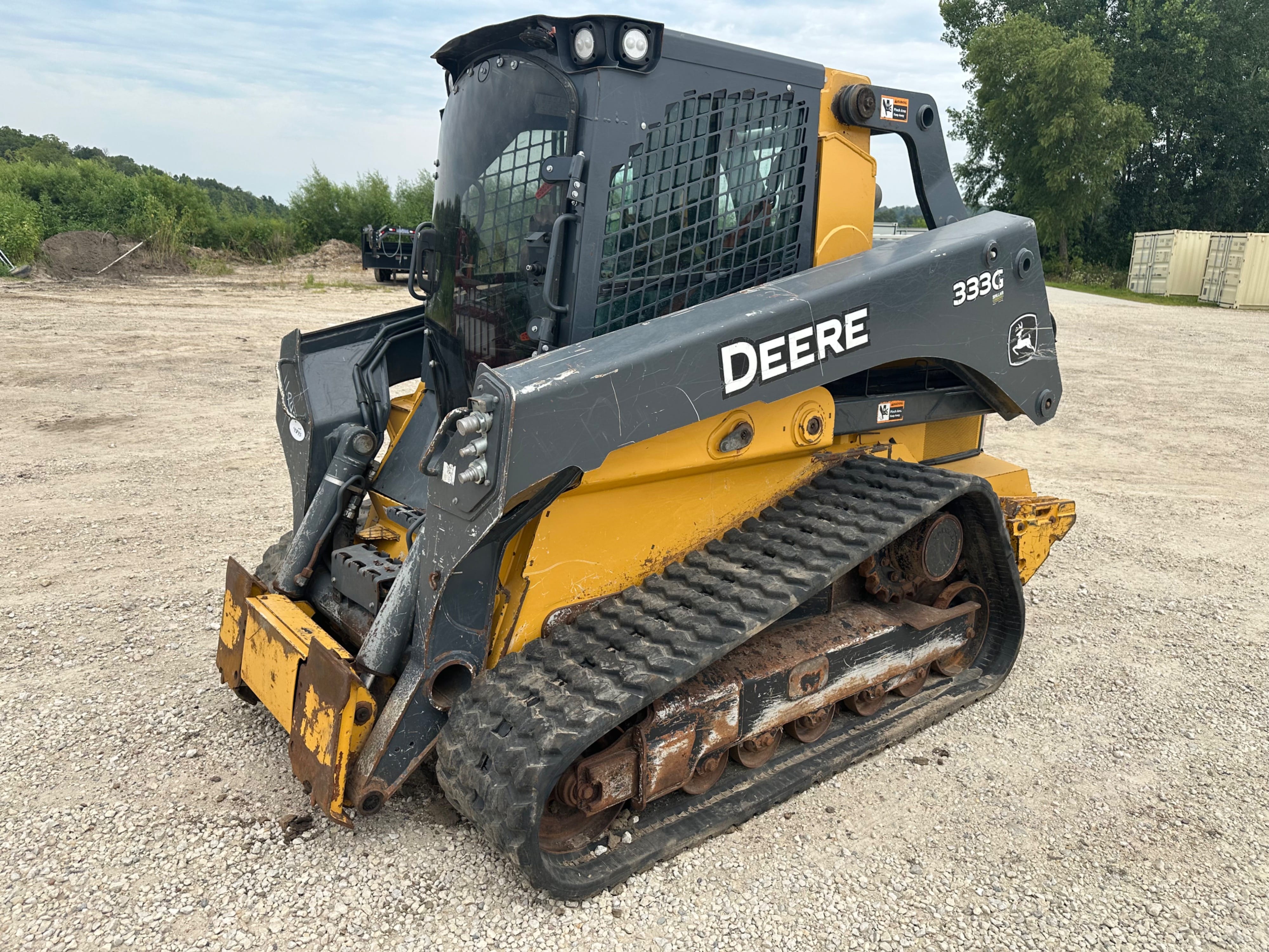 John Deere 333G Equipment Image0