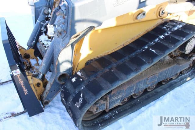 Image of John Deere 333G equipment image 3