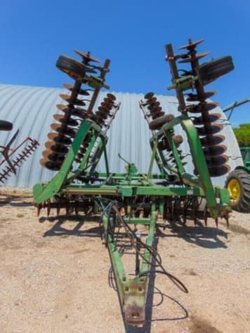 Main image John Deere 335