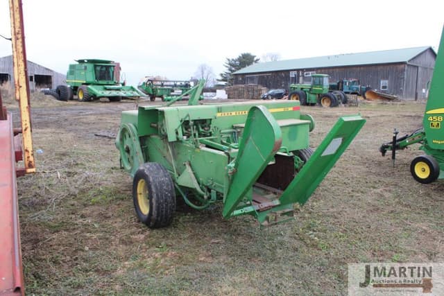 Image of John Deere 336 equipment image 2