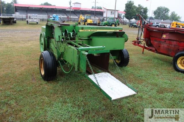 Image of John Deere 336 equipment image 3