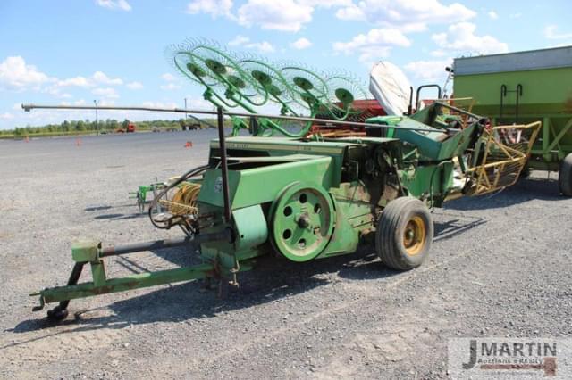 Image of John Deere 336 equipment image 1