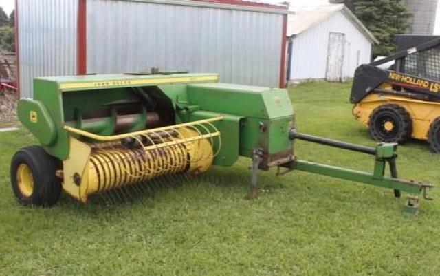 Image of John Deere 336 equipment image 2