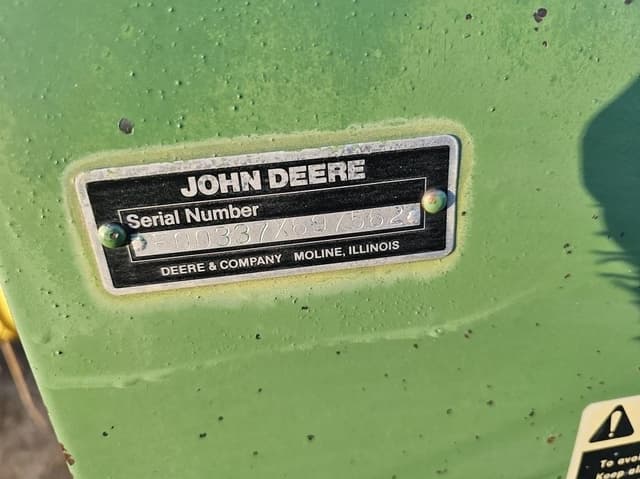 Image of John Deere 337 equipment image 2