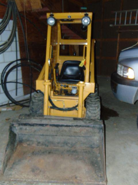 Image of John Deere 3375 Primary image