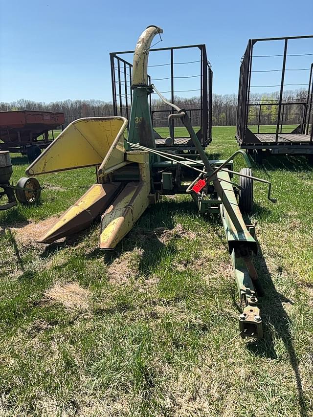 Image of John Deere 34 equipment image 1