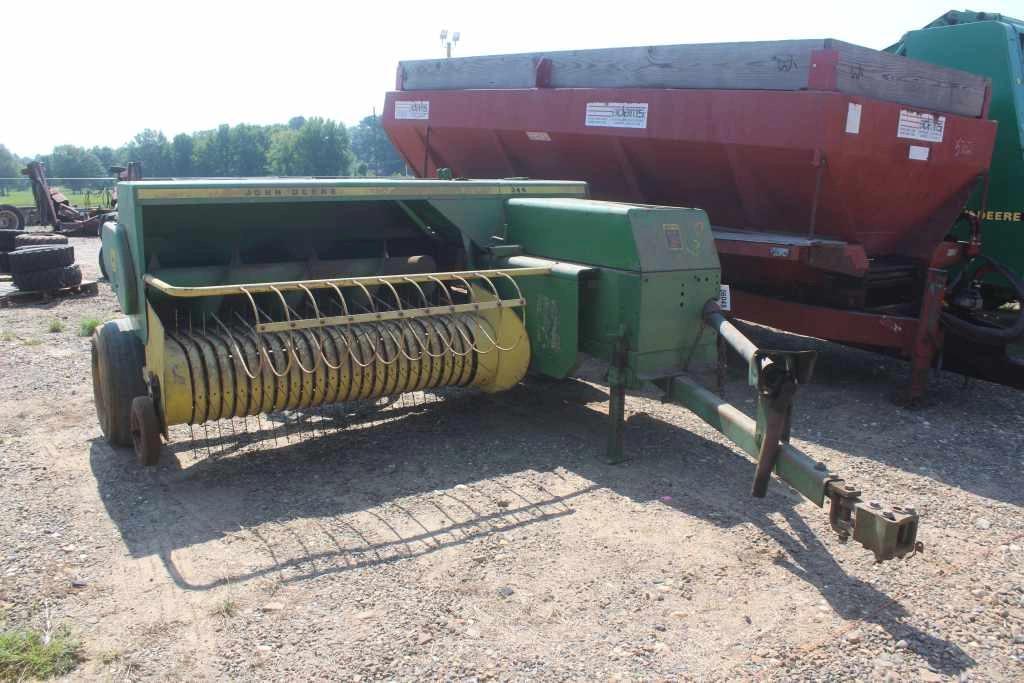 Image of John Deere 346 Primary image
