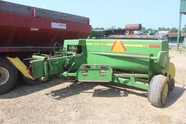 Image of John Deere 346 equipment image 1