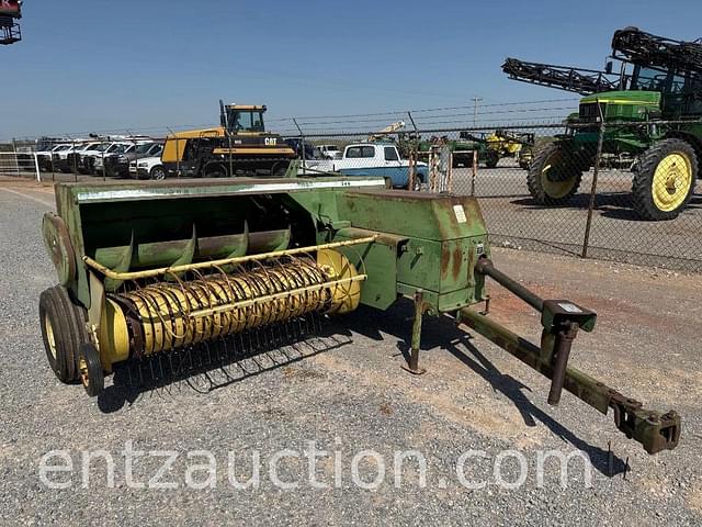 Image of John Deere 346 equipment image 1