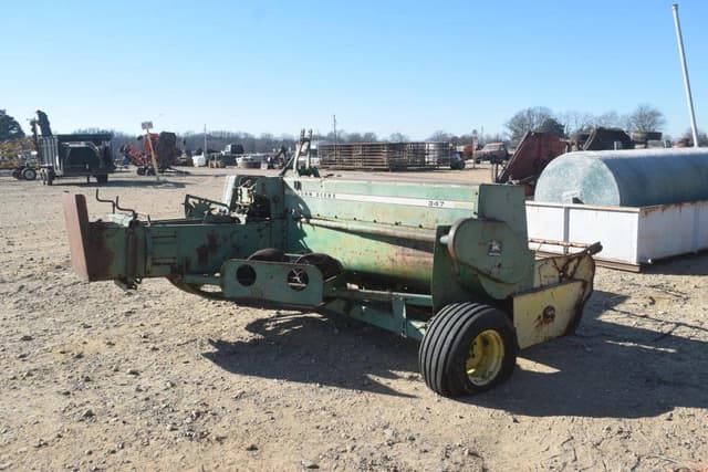 Image of John Deere 347 equipment image 1