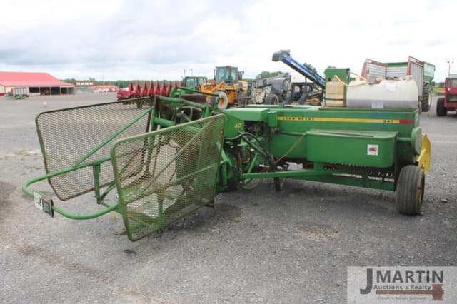Image of John Deere 347 equipment image 2