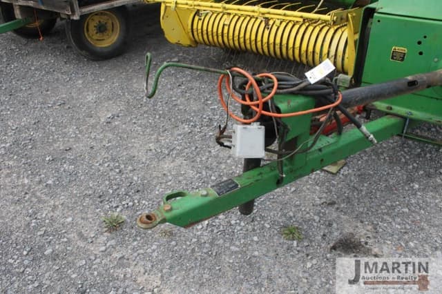 Image of John Deere 347 equipment image 4