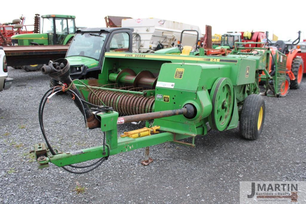 Main image John Deere 348
