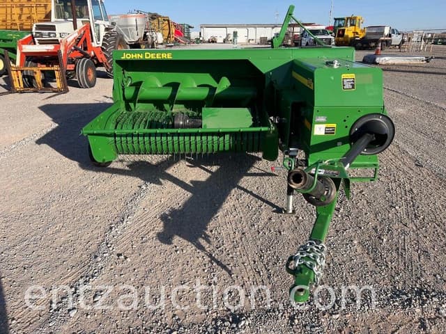 Image of John Deere 348 equipment image 1