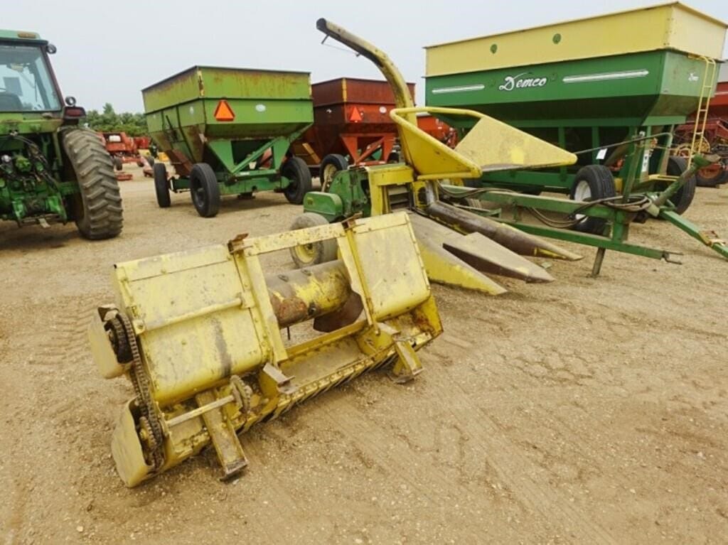 John Deere 35 Equipment Image0