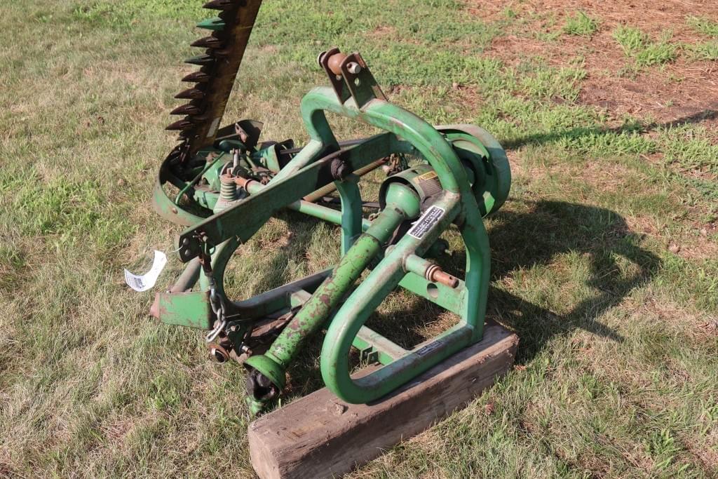 Image of John Deere 350 Image 1