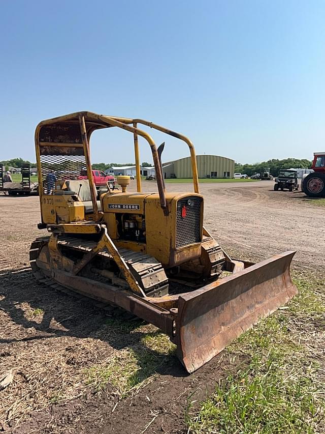 Image of John Deere 350 equipment image 1