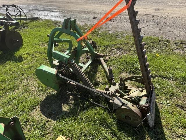 Image of John Deere 350 equipment image 4