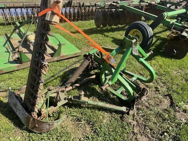 Image of John Deere 350 equipment image 2