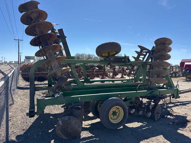 Image of John Deere 355 equipment image 3