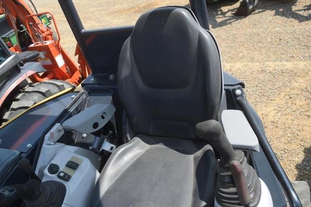 Image of John Deere 35G equipment image 4