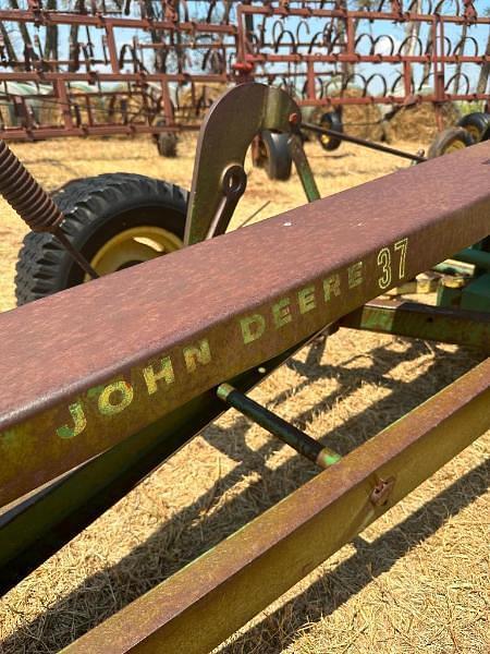 Image of John Deere 37 equipment image 1