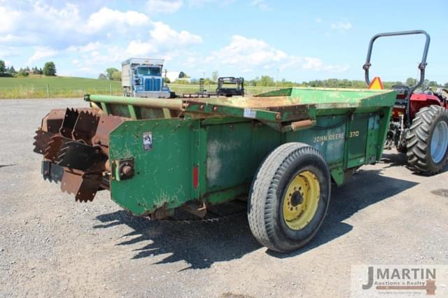 Image of John Deere 370 equipment image 1