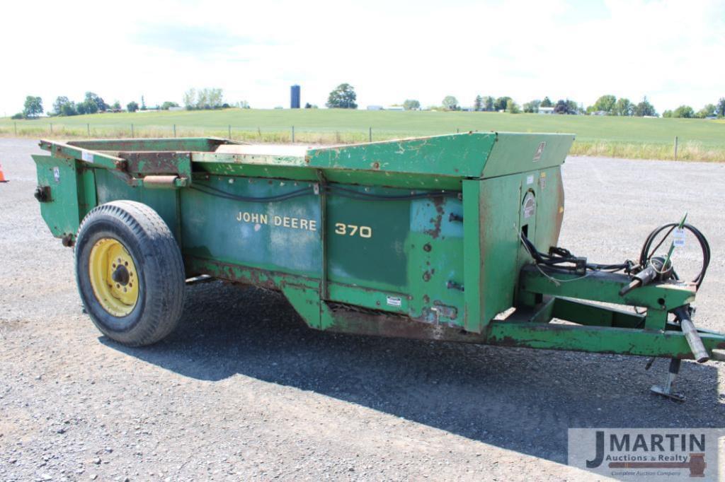 Image of John Deere 370 Primary image