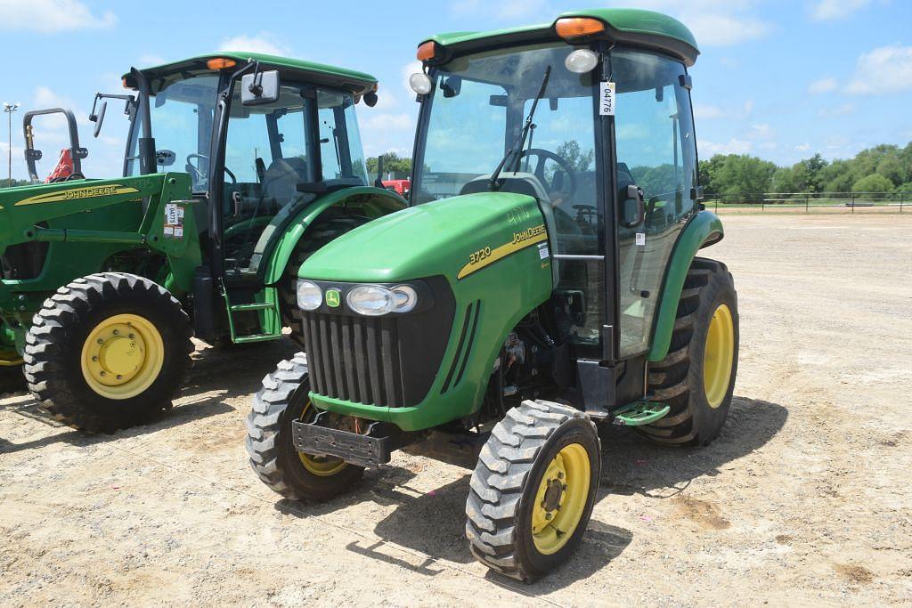 Image of John Deere 3720 Primary image