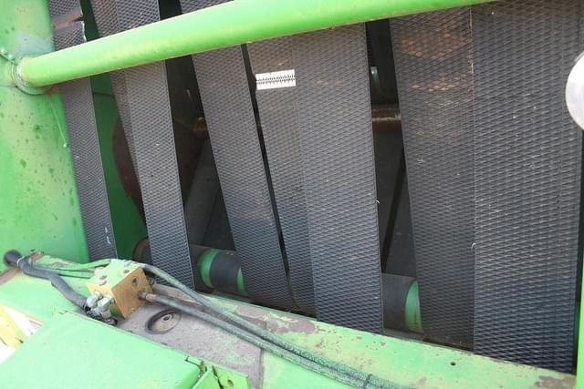 Image of John Deere 375 equipment image 4