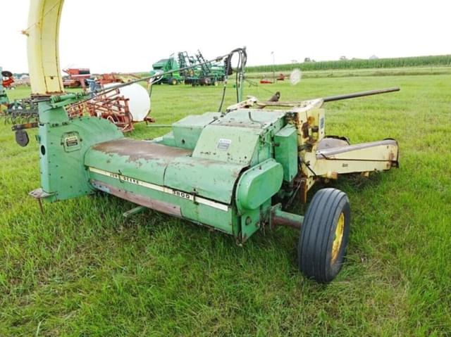 Image of John Deere 3800 equipment image 3
