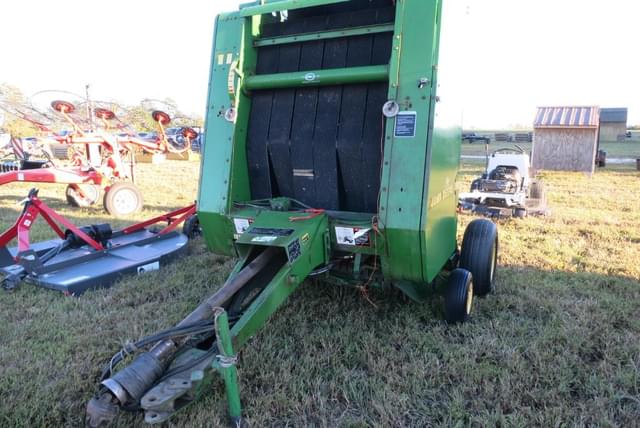 Image of John Deere 385 equipment image 1