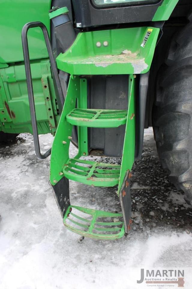 Image of John Deere 8360R equipment image 4