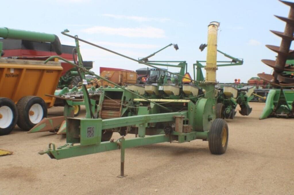 Image of John Deere 3940 Primary image