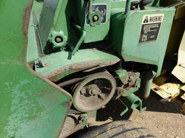 Image of John Deere 3940 equipment image 4