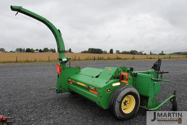 Image of John Deere 3950 equipment image 2