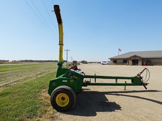 Image of John Deere 3970 equipment image 2