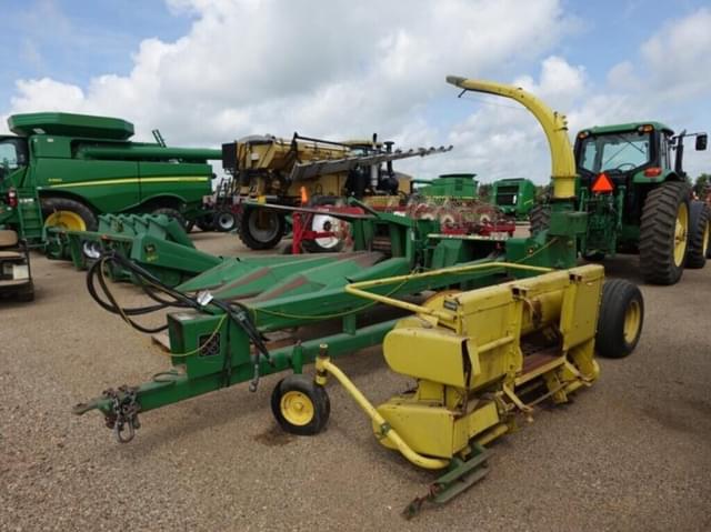 Image of John Deere 3970 equipment image 1