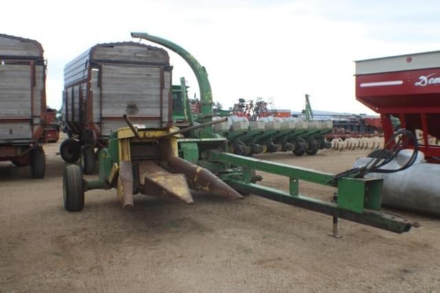 Image of John Deere 3970 equipment image 1