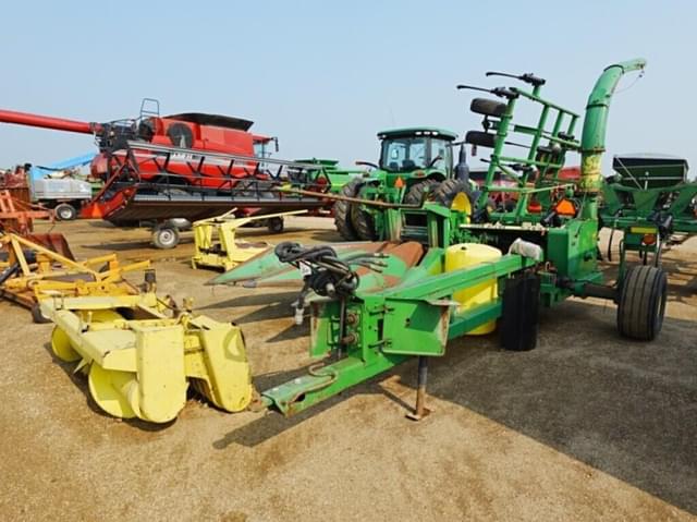 Image of John Deere 3970 equipment image 1