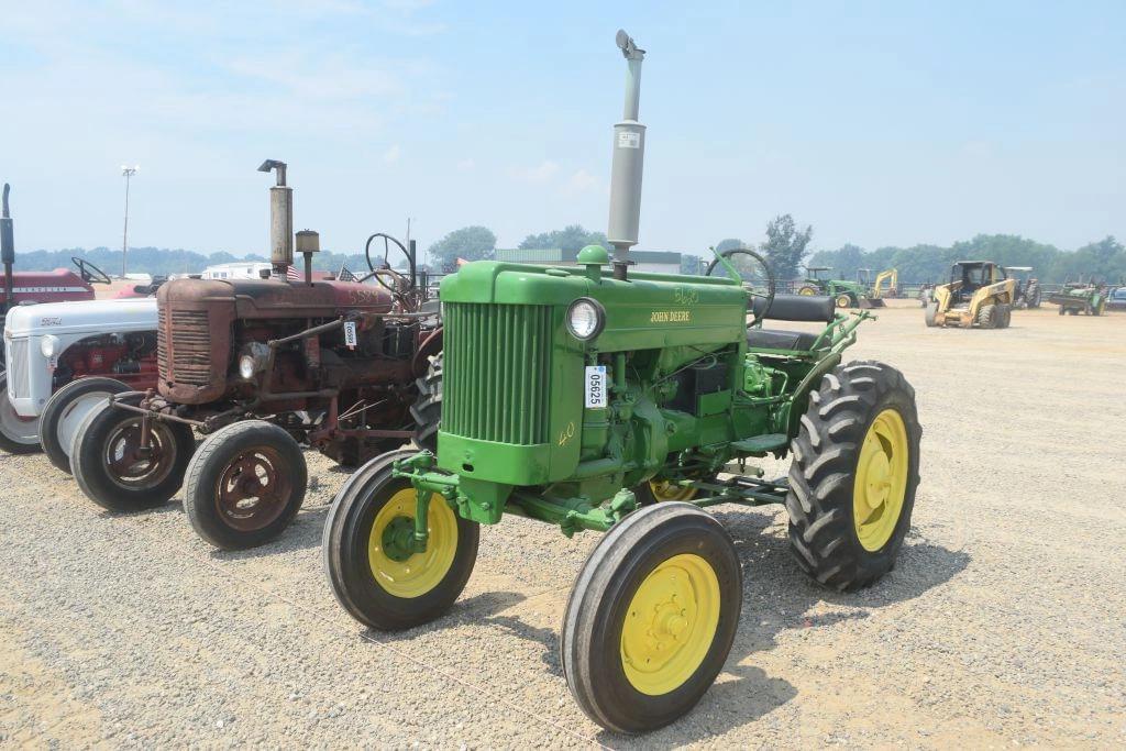 Image of John Deere 40 Primary image