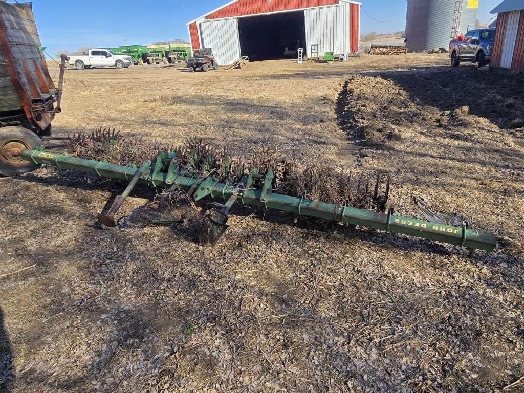 Image of John Deere 400 Primary image