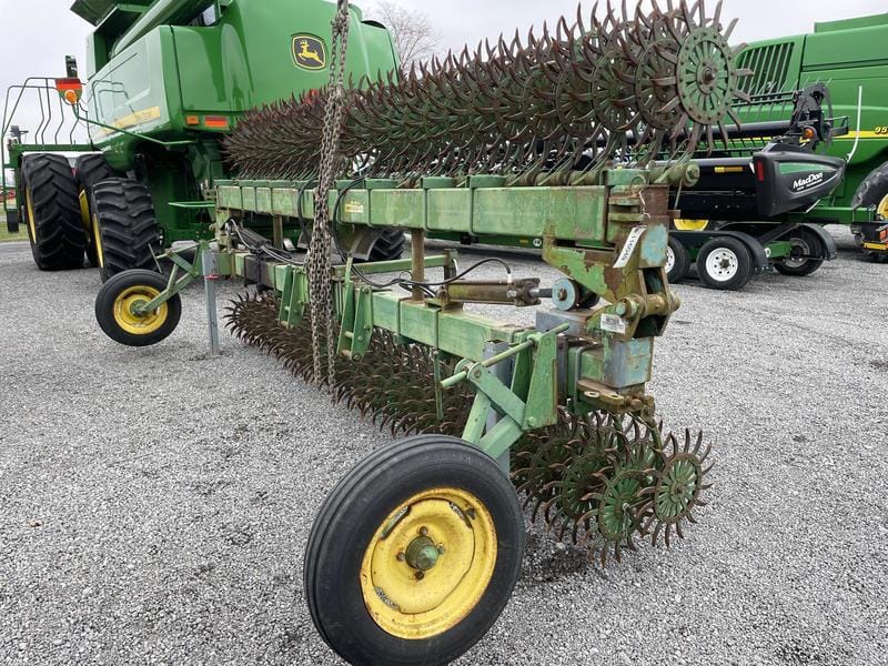 John Deere 400 Equipment Image0